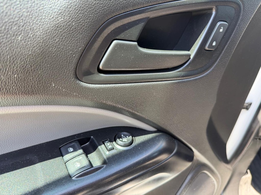 Chevrolet Colorado Vehicle Full-screen Gallery Image 34