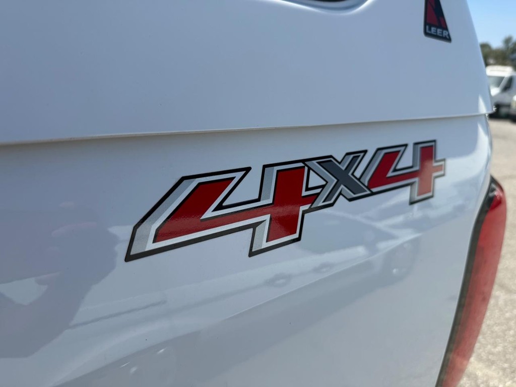 Chevrolet Colorado Vehicle Full-screen Gallery Image 46