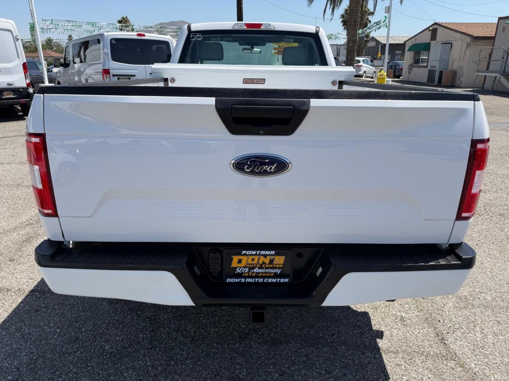Ford F-150 Vehicle Full-screen Gallery Image 08