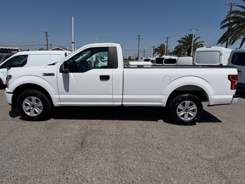 Ford F-150 Vehicle Full-screen Gallery Image 11