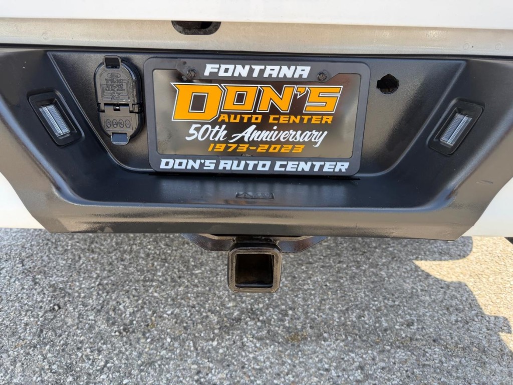 Ford F-150 Vehicle Full-screen Gallery Image 36