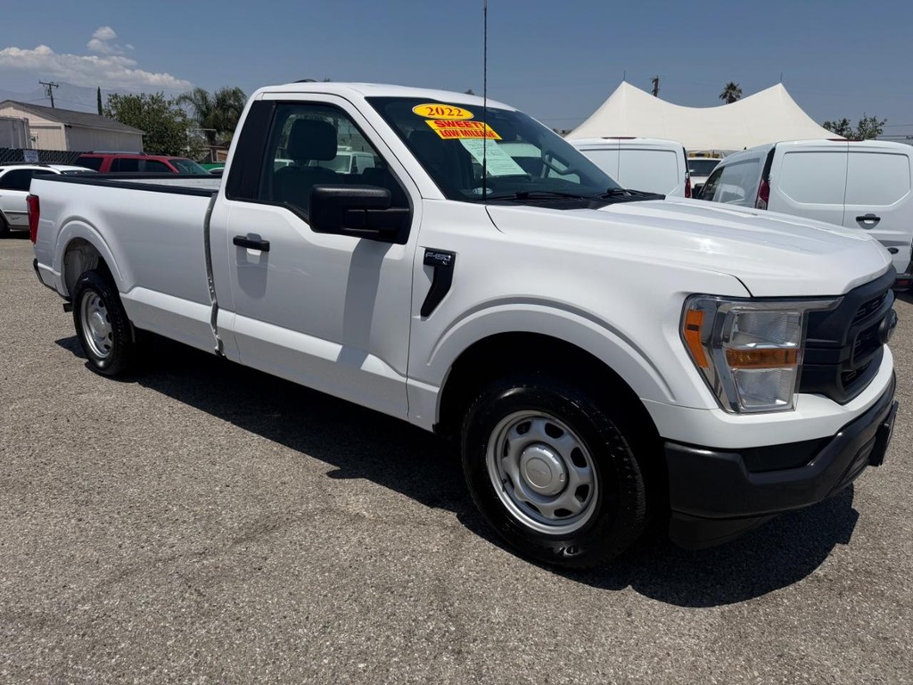 Ford F-150 Vehicle Full-screen Gallery Image 03