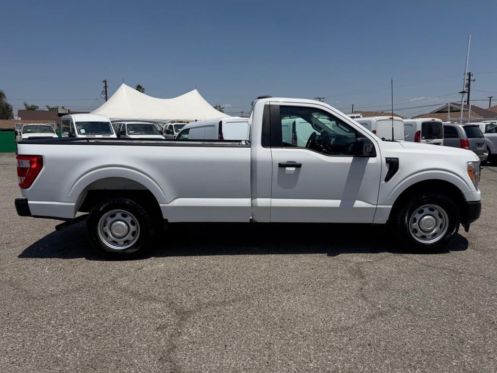 Ford F-150 Vehicle Full-screen Gallery Image 05