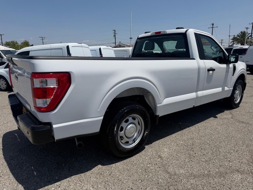 Ford F-150 Vehicle Full-screen Gallery Image 06
