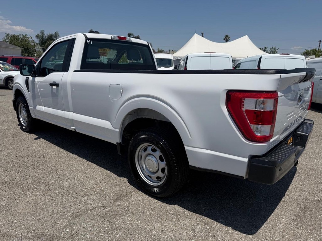 Ford F-150 Vehicle Full-screen Gallery Image 09