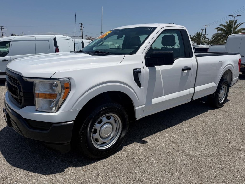 Ford F-150 Vehicle Full-screen Gallery Image 12