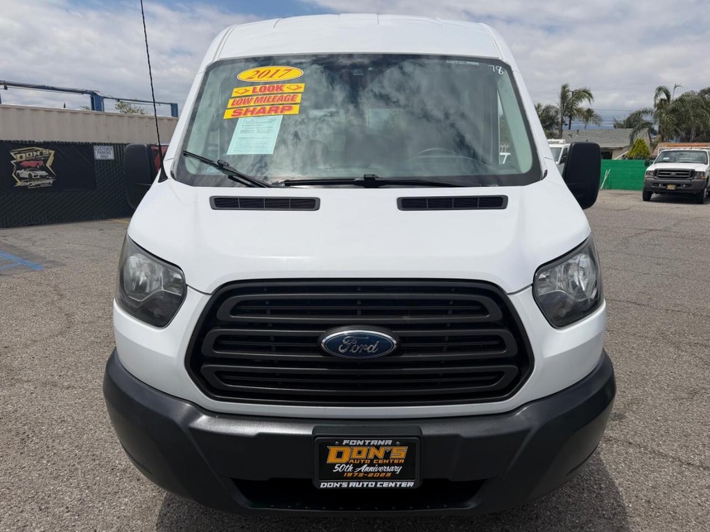 Ford Transit 350 Vehicle Full-screen Gallery Image 15
