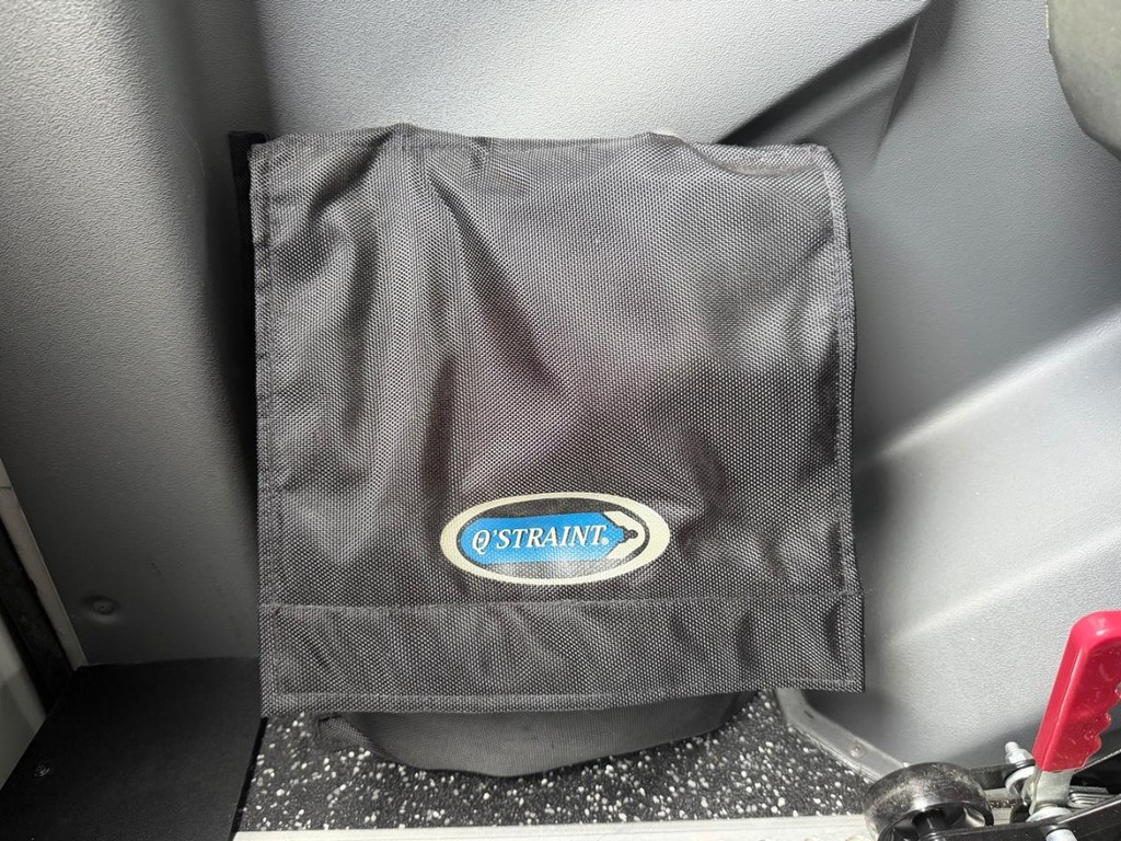 Ford Transit 350 Vehicle Full-screen Gallery Image 66