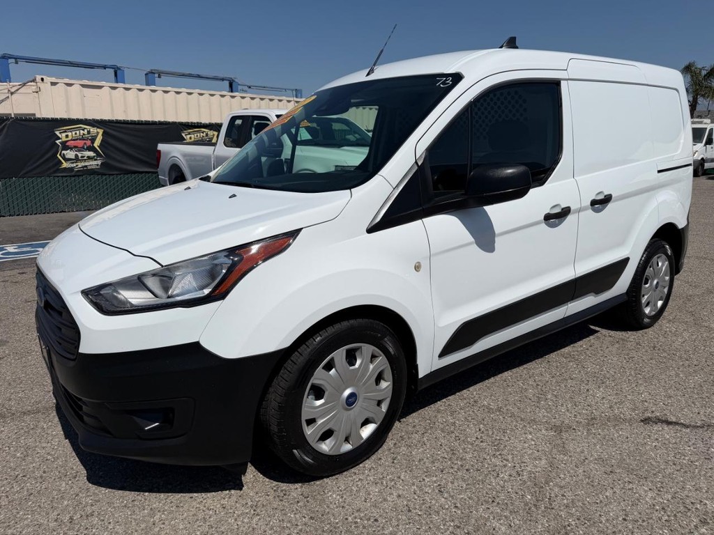 Ford Transit Connect Vehicle Full-screen Gallery Image 13