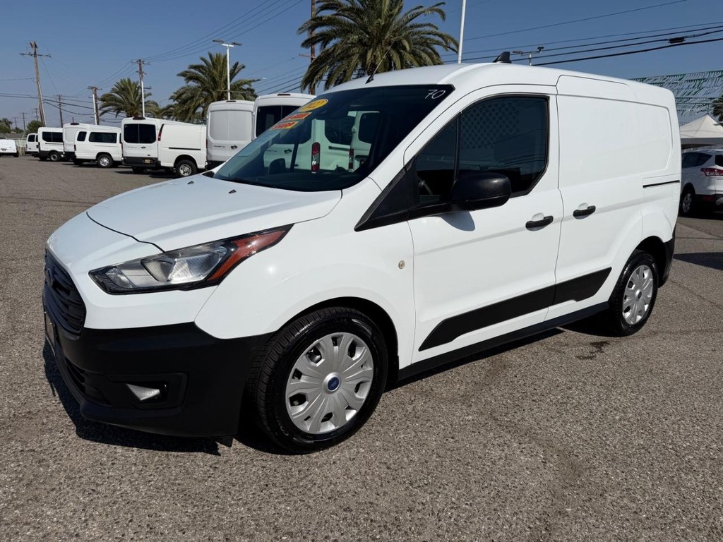 Ford Transit Connect Vehicle Full-screen Gallery Image 13
