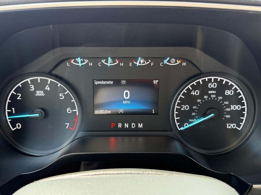 Ford F-150 Vehicle Full-screen Gallery Image 36