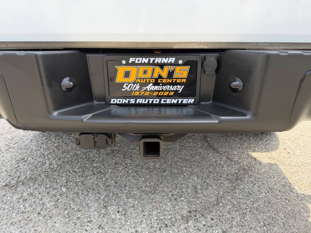 Ford F-150 Vehicle Full-screen Gallery Image 36