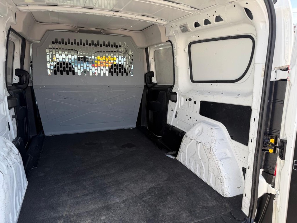 Ram ProMaster City Vehicle Full-screen Gallery Image 17