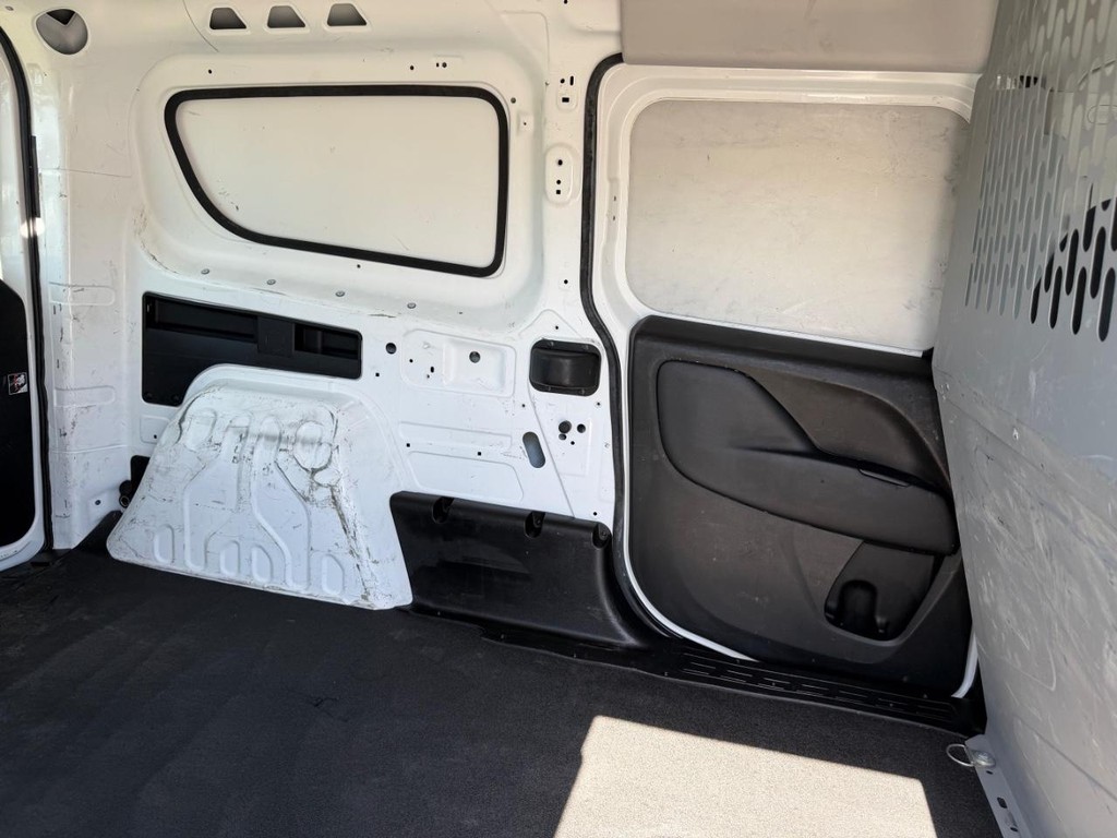 Ram ProMaster City Vehicle Full-screen Gallery Image 20