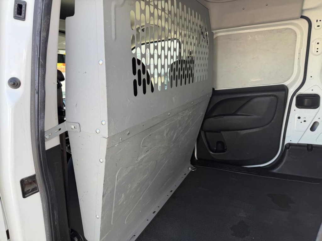Ram ProMaster City Vehicle Full-screen Gallery Image 22