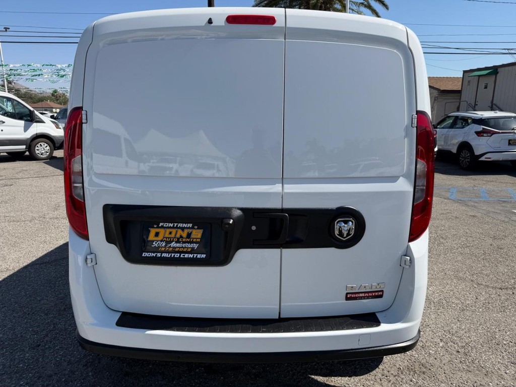 Ram ProMaster City Vehicle Full-screen Gallery Image 09