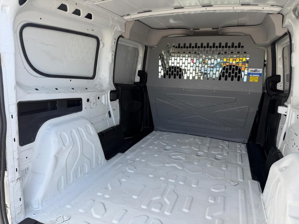 Ram ProMaster City Vehicle Full-screen Gallery Image 17