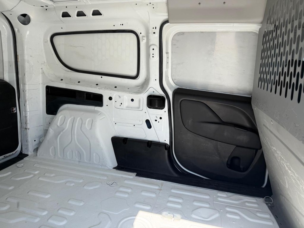Ram ProMaster City Vehicle Full-screen Gallery Image 21