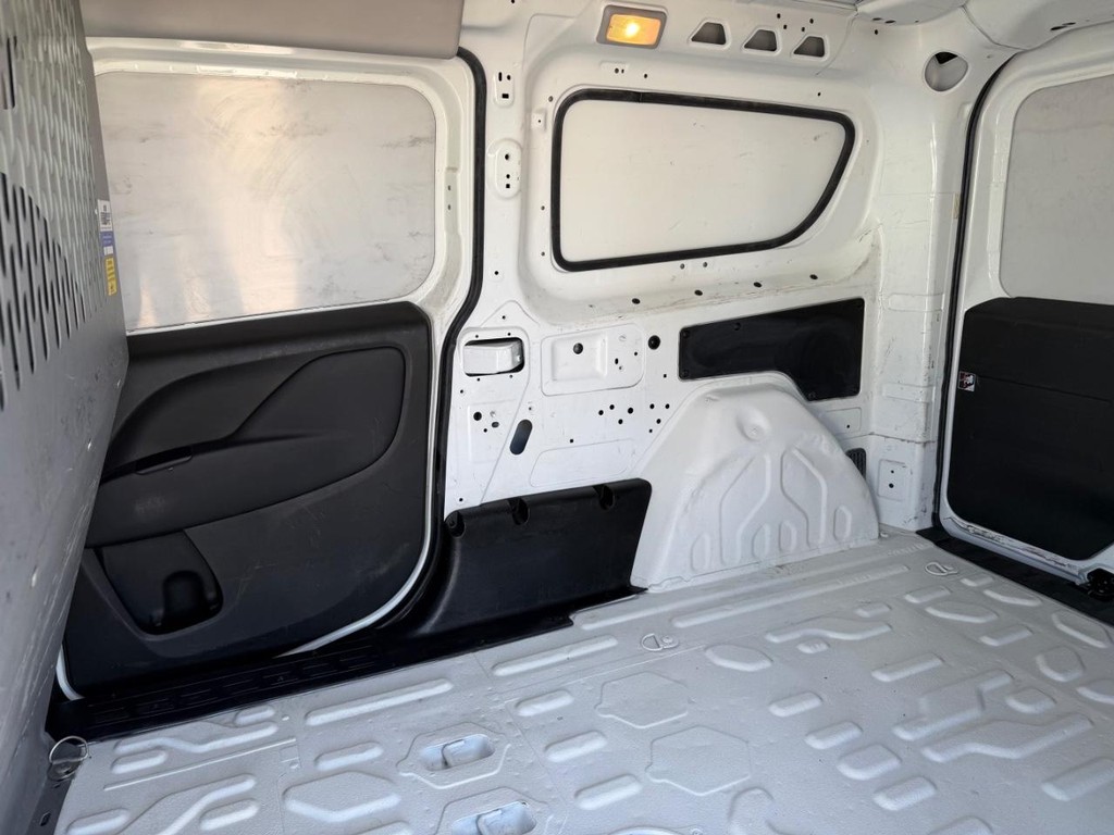 Ram ProMaster City Vehicle Full-screen Gallery Image 24