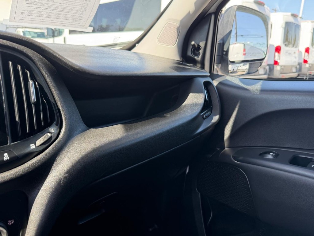 Ram ProMaster City Vehicle Full-screen Gallery Image 35