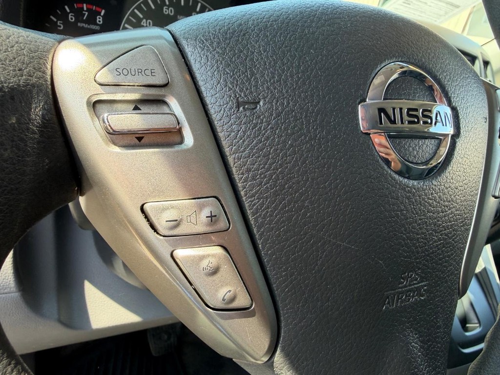Nissan NV200 Vehicle Full-screen Gallery Image 38