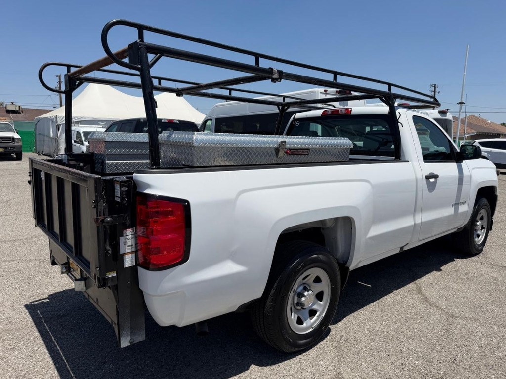 Chevrolet Silverado 1500 Vehicle Full-screen Gallery Image 06