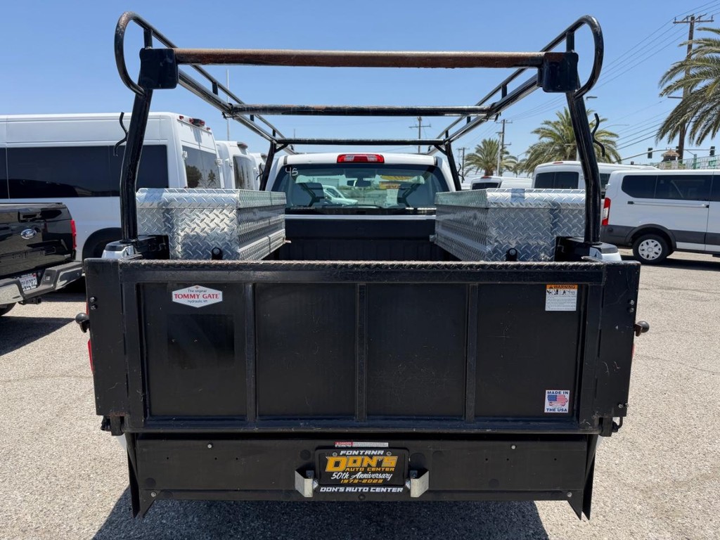 Chevrolet Silverado 1500 Vehicle Full-screen Gallery Image 08