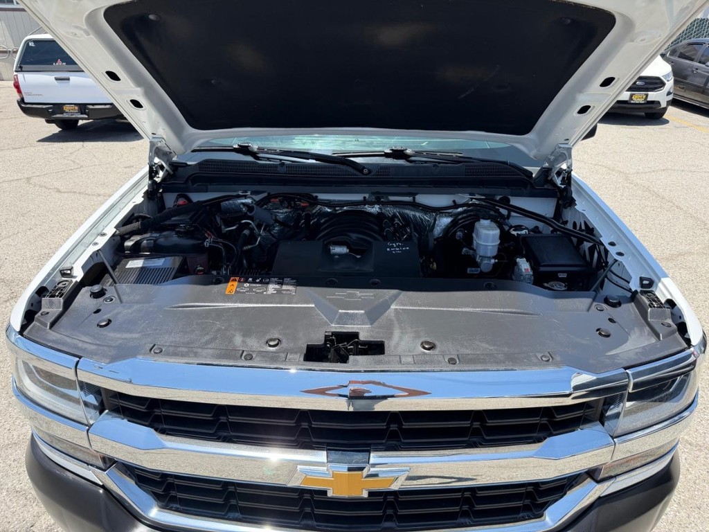 Chevrolet Silverado 1500 Vehicle Full-screen Gallery Image 45