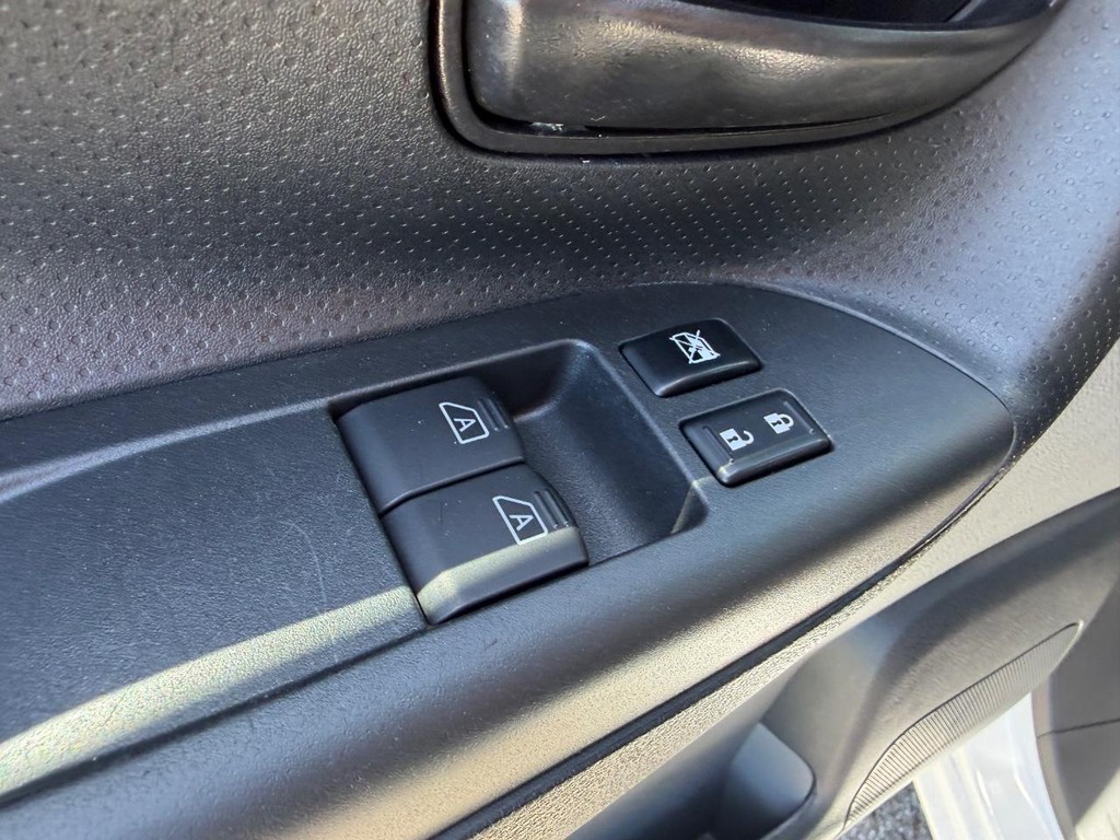 Nissan NV200 Vehicle Full-screen Gallery Image 37