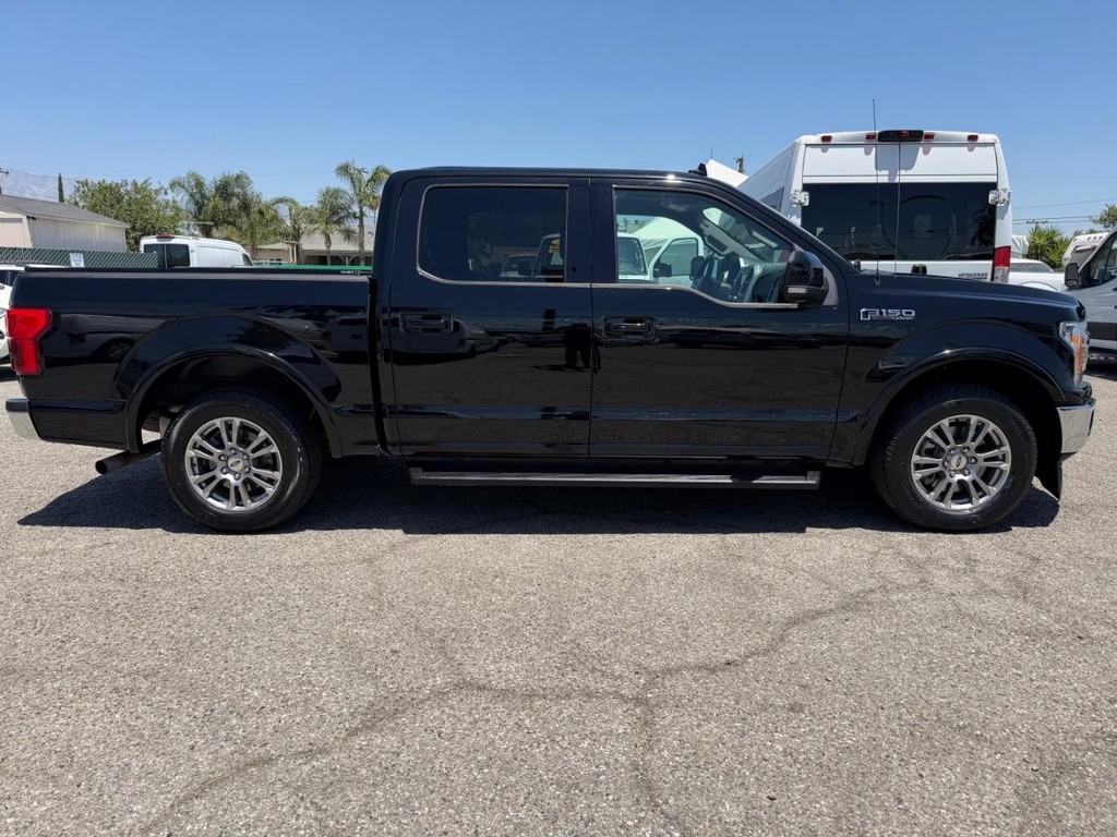 Ford F-150 Vehicle Full-screen Gallery Image 05