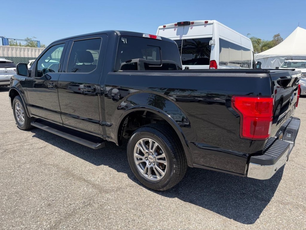 Ford F-150 Vehicle Full-screen Gallery Image 09