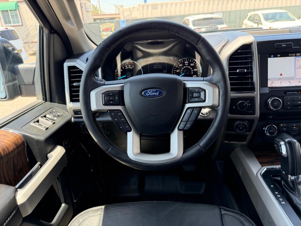 Ford F-150 Vehicle Full-screen Gallery Image 27