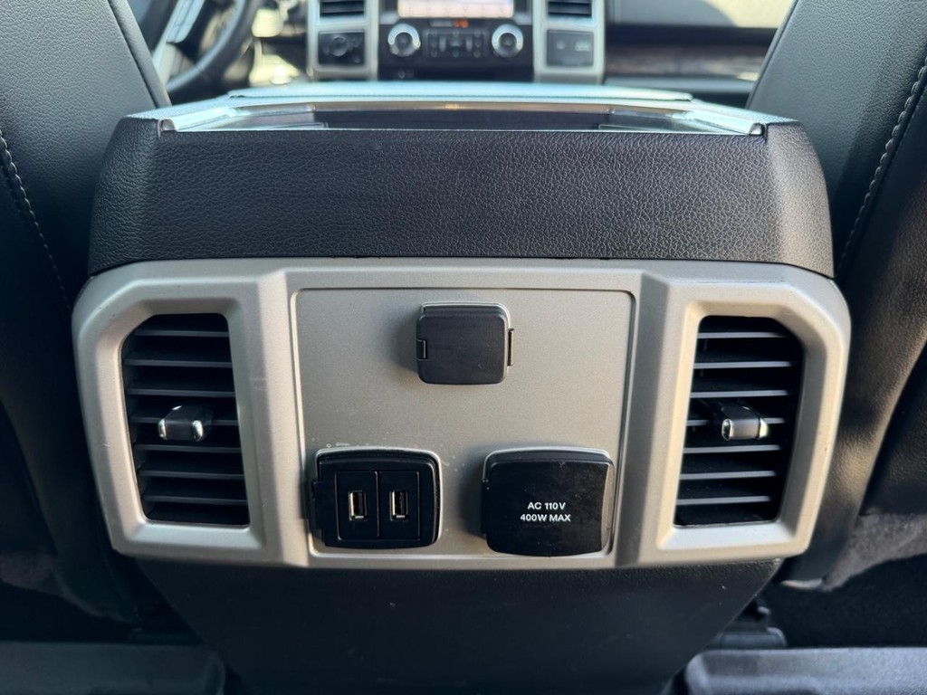 Ford F-150 Vehicle Full-screen Gallery Image 40