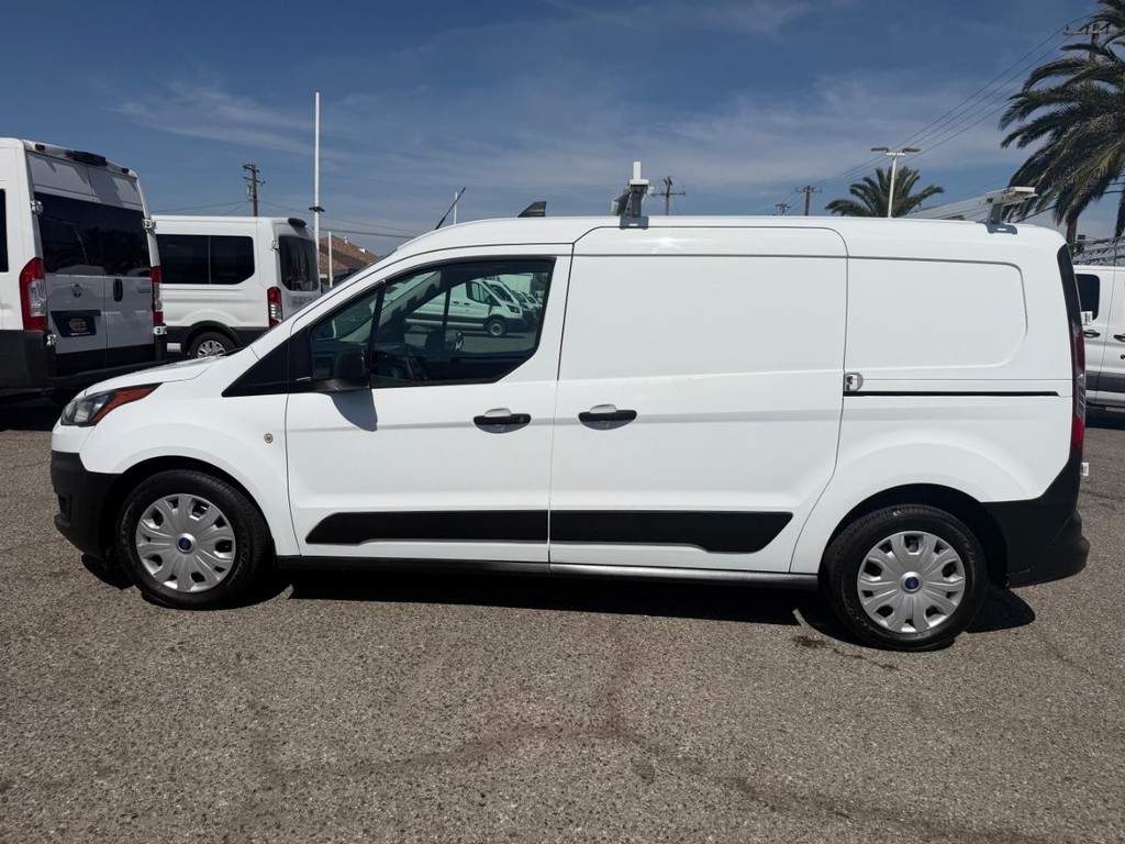 Ford Transit Connect Vehicle Full-screen Gallery Image 12