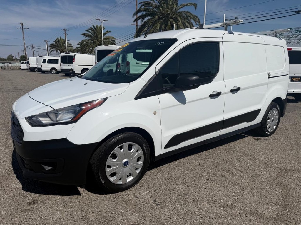 Ford Transit Connect Vehicle Full-screen Gallery Image 13