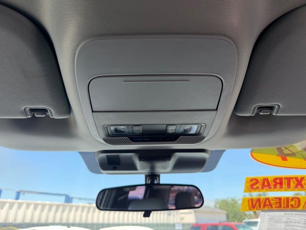 Ford F-150 Vehicle Full-screen Gallery Image 40
