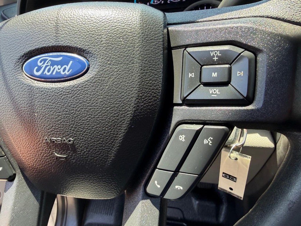 Ford F-250 Vehicle Full-screen Gallery Image 28