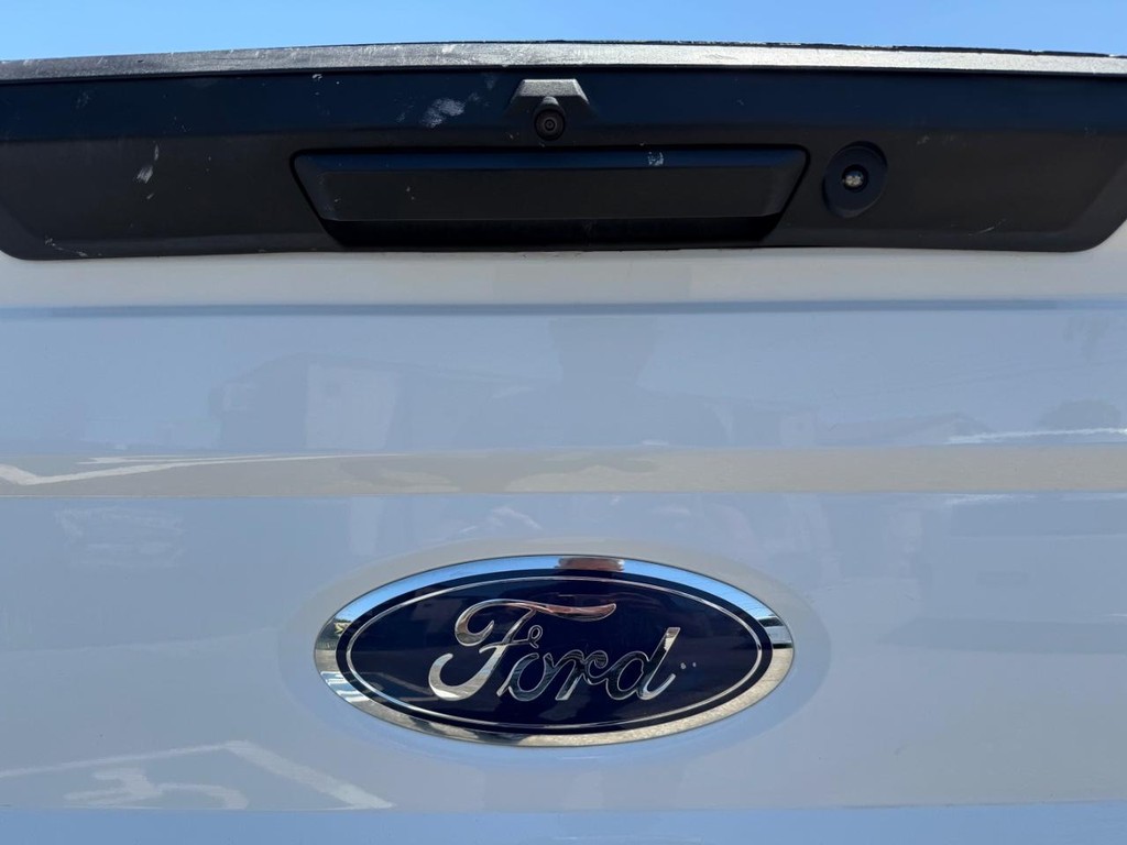 Ford F-250 Vehicle Full-screen Gallery Image 32