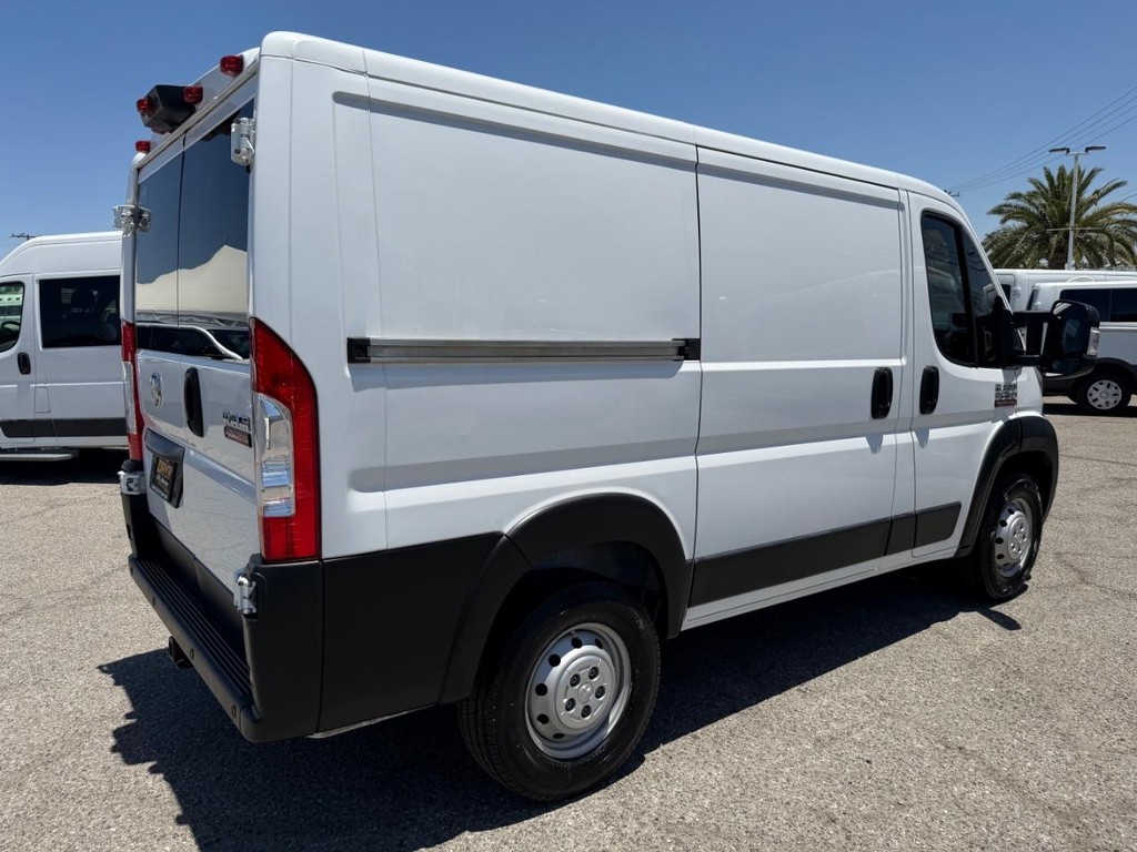 Ram ProMaster Vehicle Full-screen Gallery Image 07