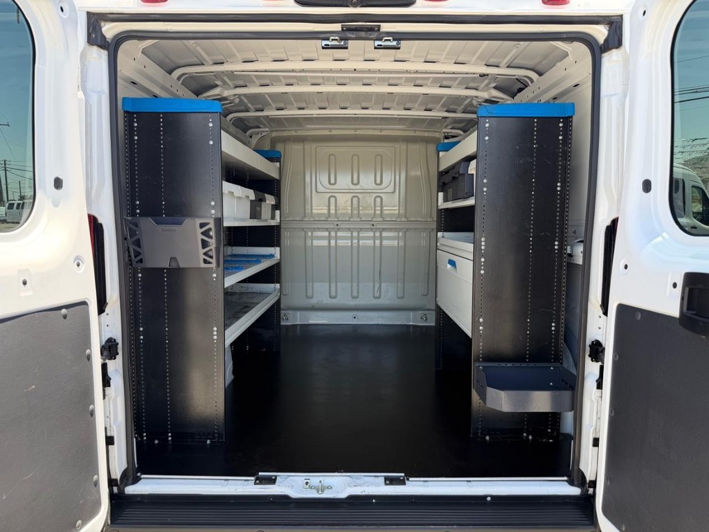 Ram ProMaster Vehicle Full-screen Gallery Image 16