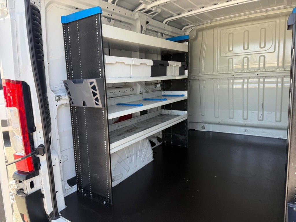 Ram ProMaster Vehicle Full-screen Gallery Image 17