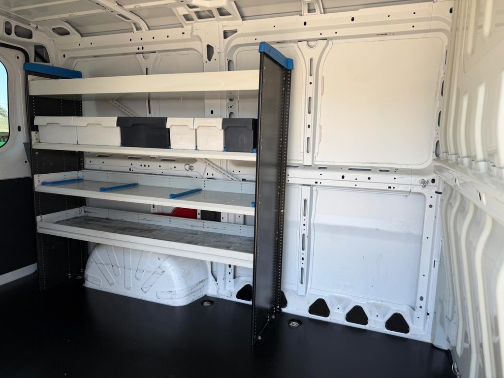 Ram ProMaster Vehicle Full-screen Gallery Image 21