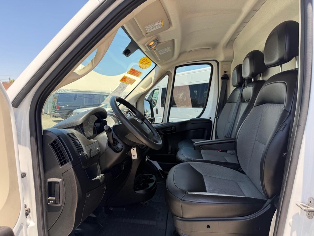 Ram ProMaster Vehicle Full-screen Gallery Image 26