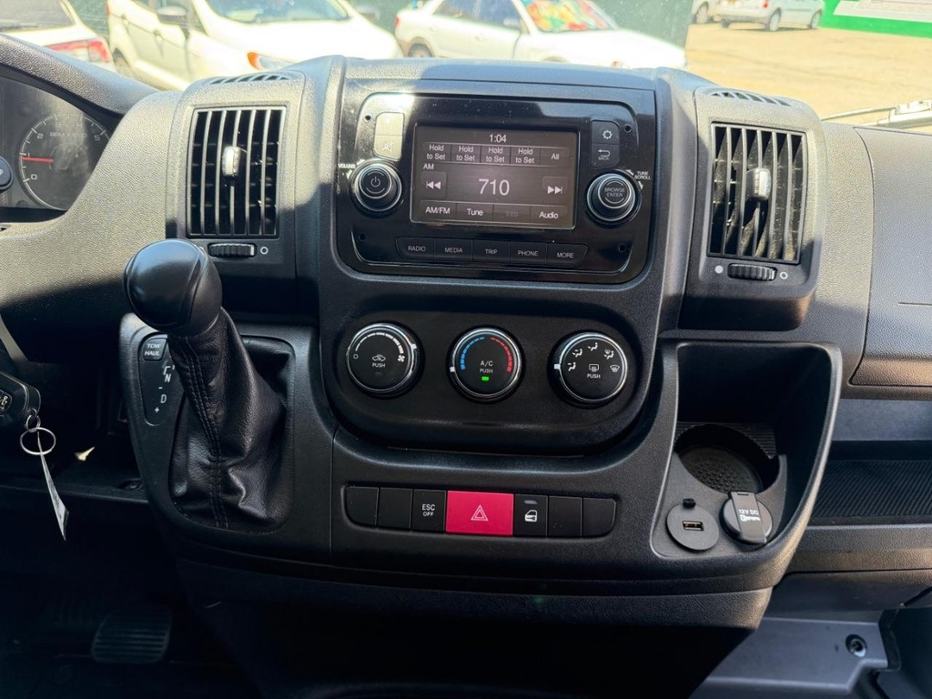 Ram ProMaster Vehicle Full-screen Gallery Image 33