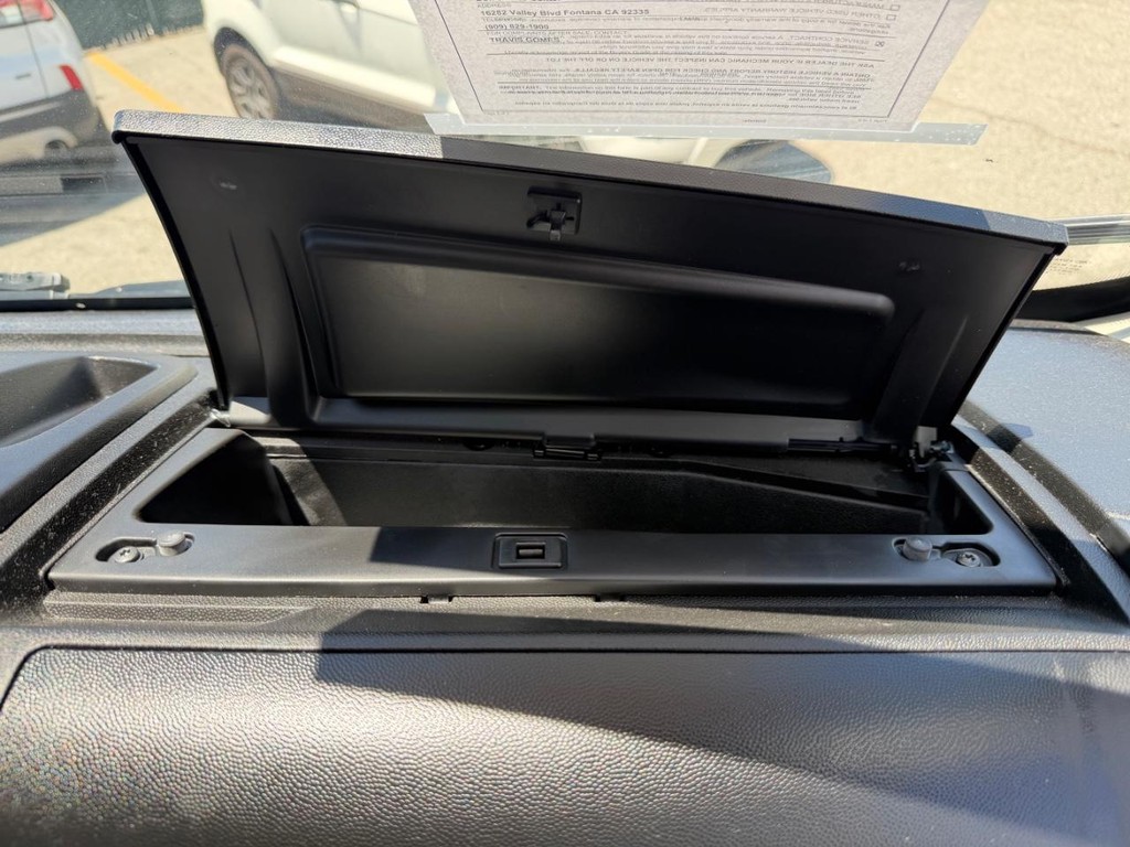 Ram ProMaster Vehicle Full-screen Gallery Image 39