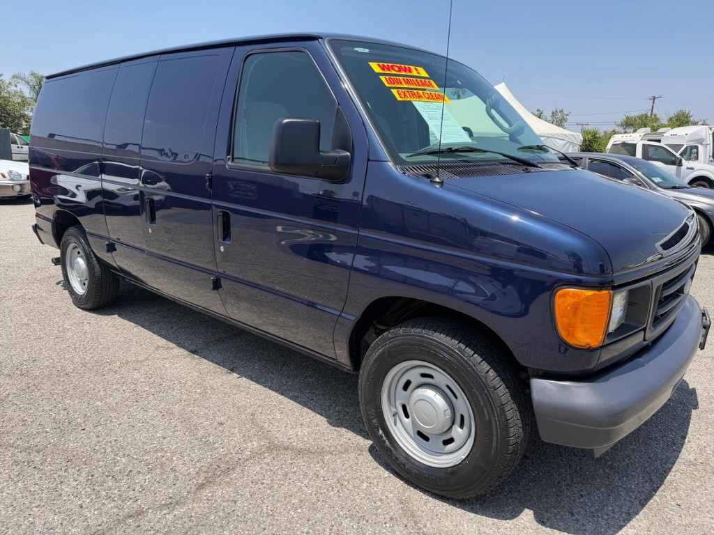 Ford E-150 Cargo Van Vehicle Full-screen Gallery Image 04
