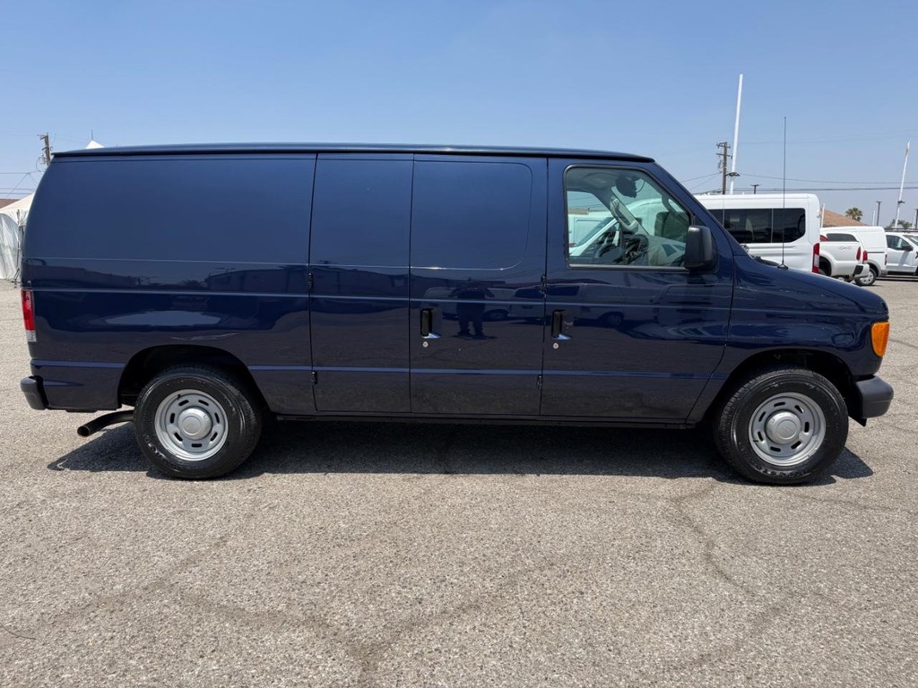 Ford E-150 Cargo Van Vehicle Full-screen Gallery Image 06