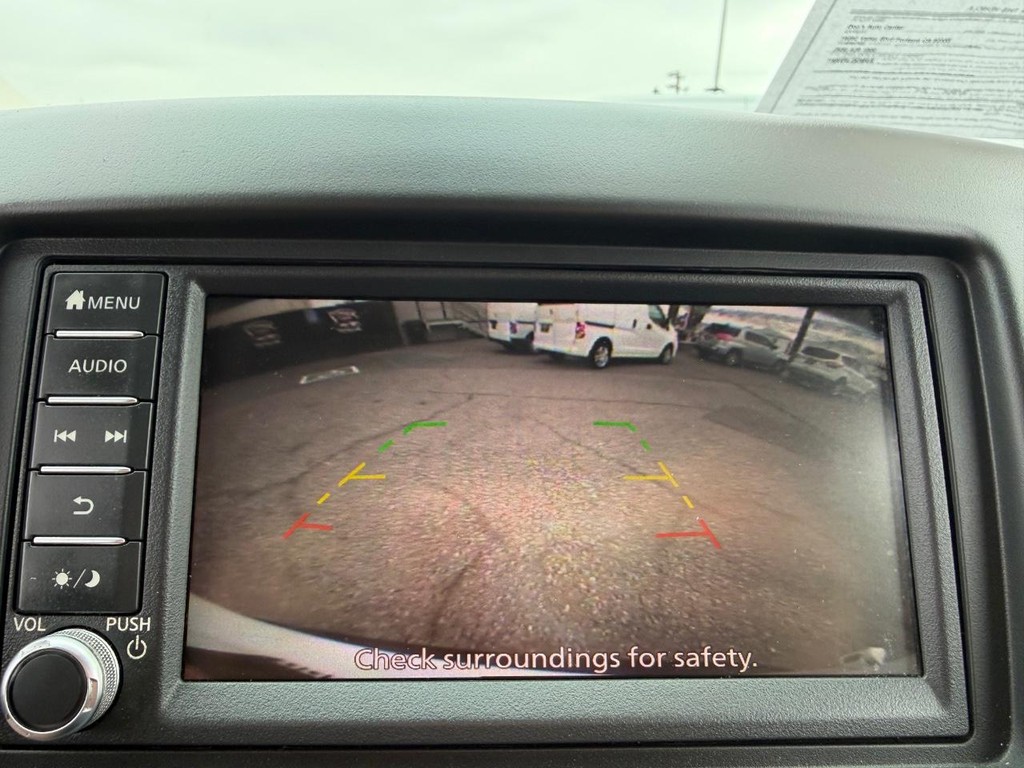 Nissan NV200 Vehicle Full-screen Gallery Image 32