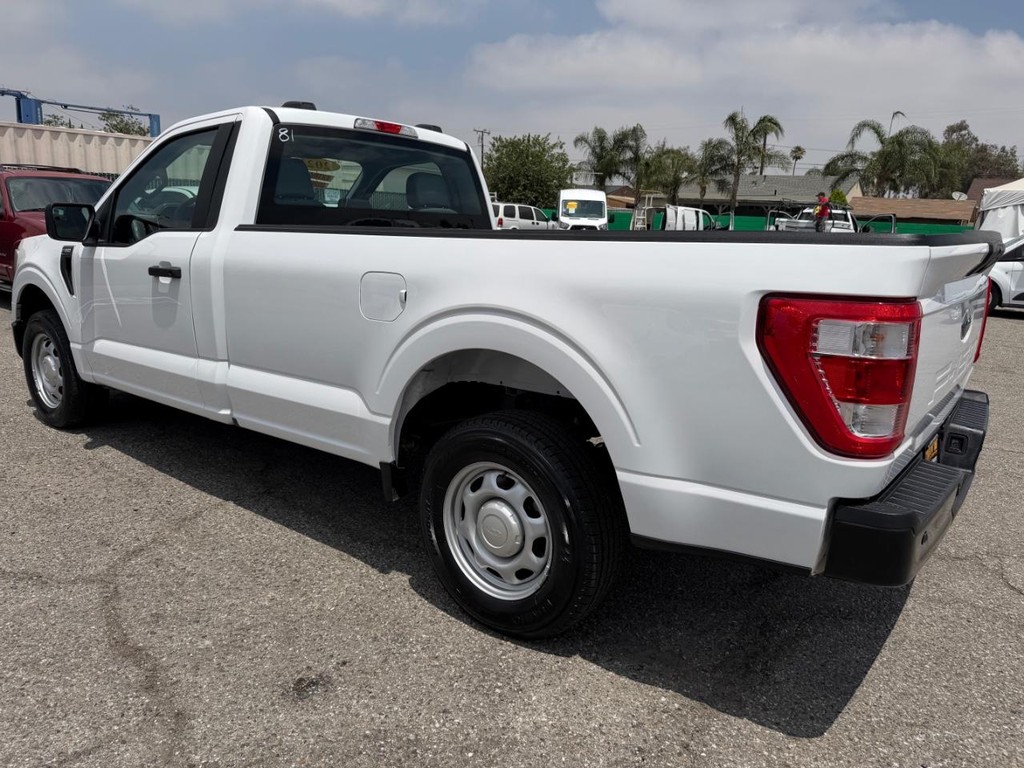 Ford F-150 Vehicle Full-screen Gallery Image 11
