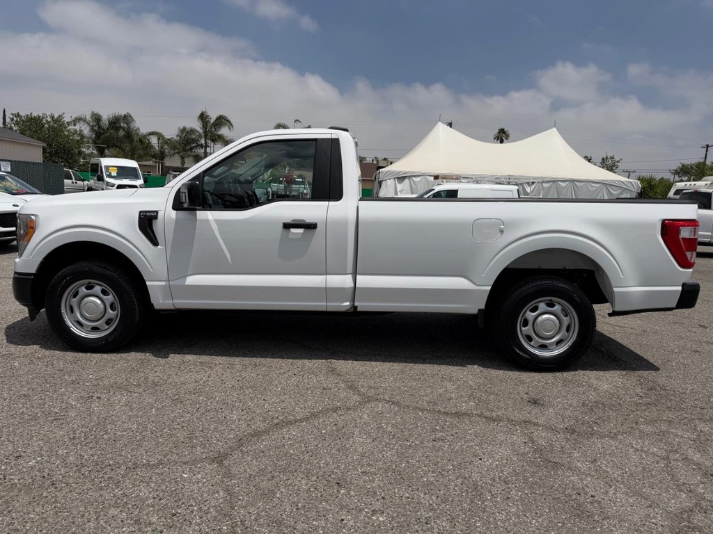 Ford F-150 Vehicle Full-screen Gallery Image 12
